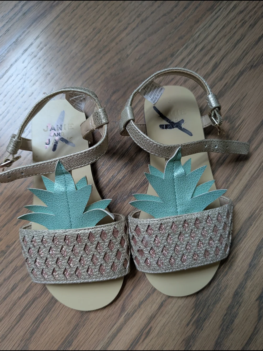 Janie and Jack Gold Pineapple Girls' Sandals